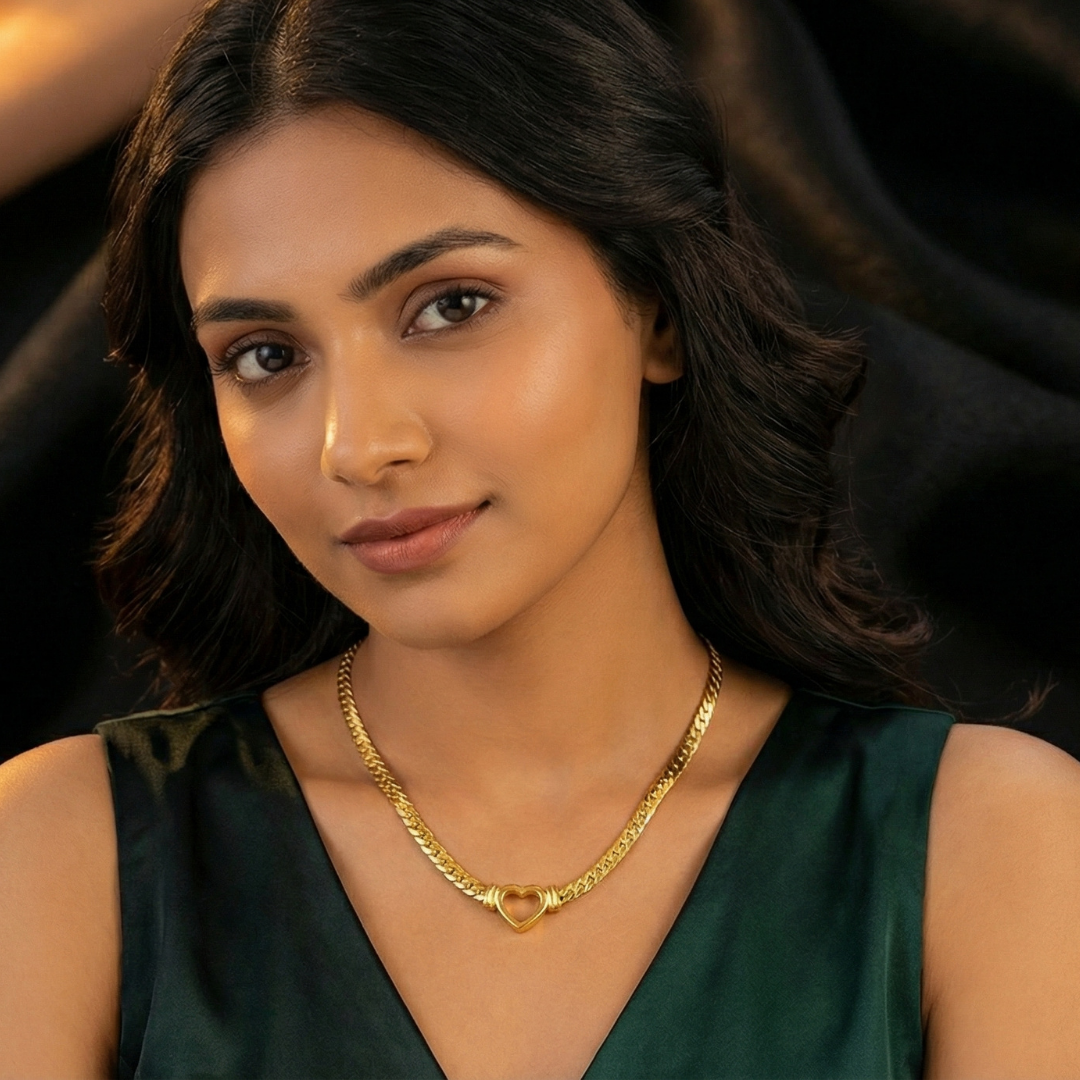 Heartlink Gold Pendant Necklace