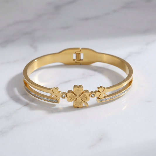 Golden Clover Charm Bangle (Free Size)