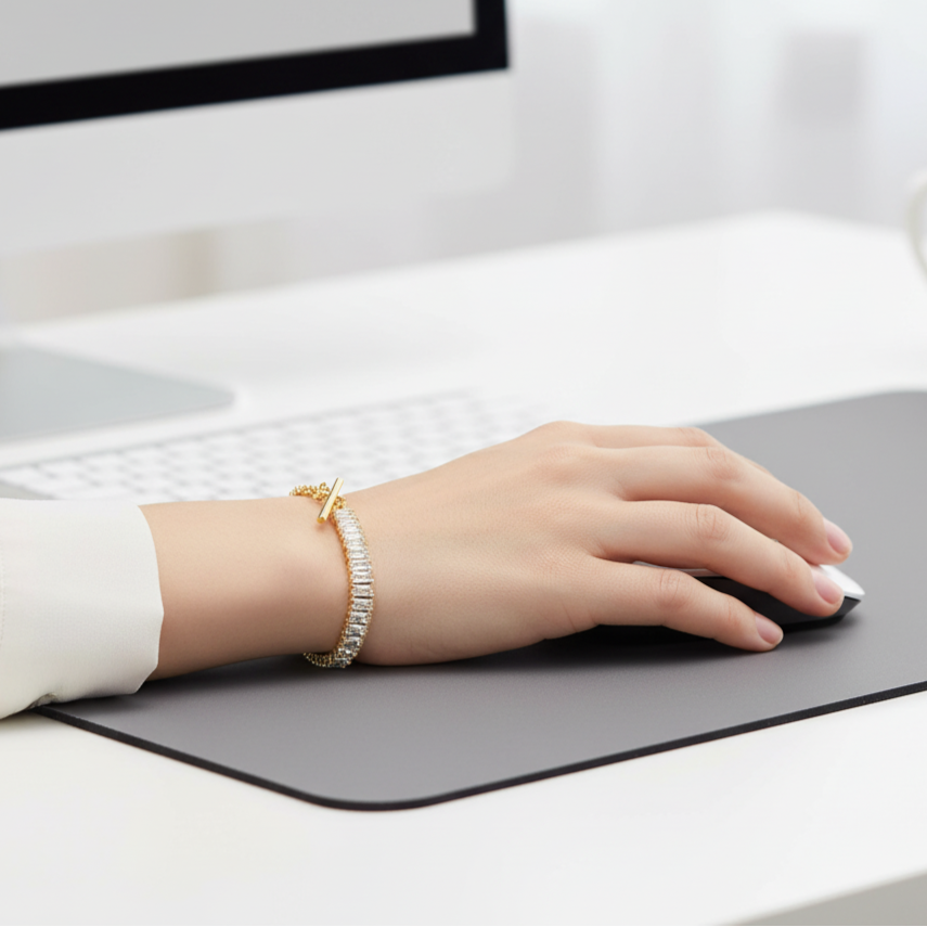 Golden Heart Toggle Bracelet