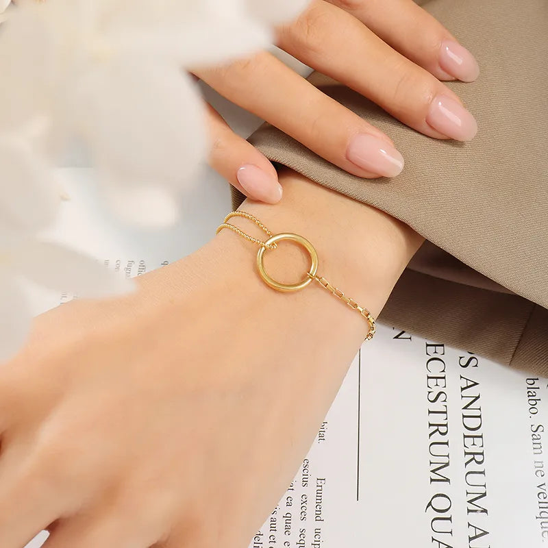 Timeless Gold Circle Bracelet