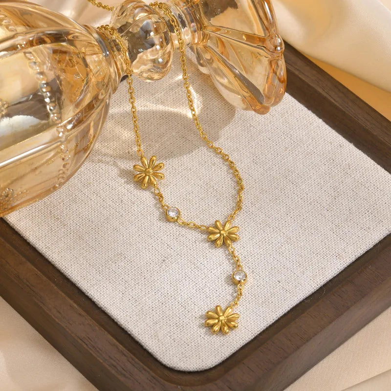 Sweet Floral Gold Necklace