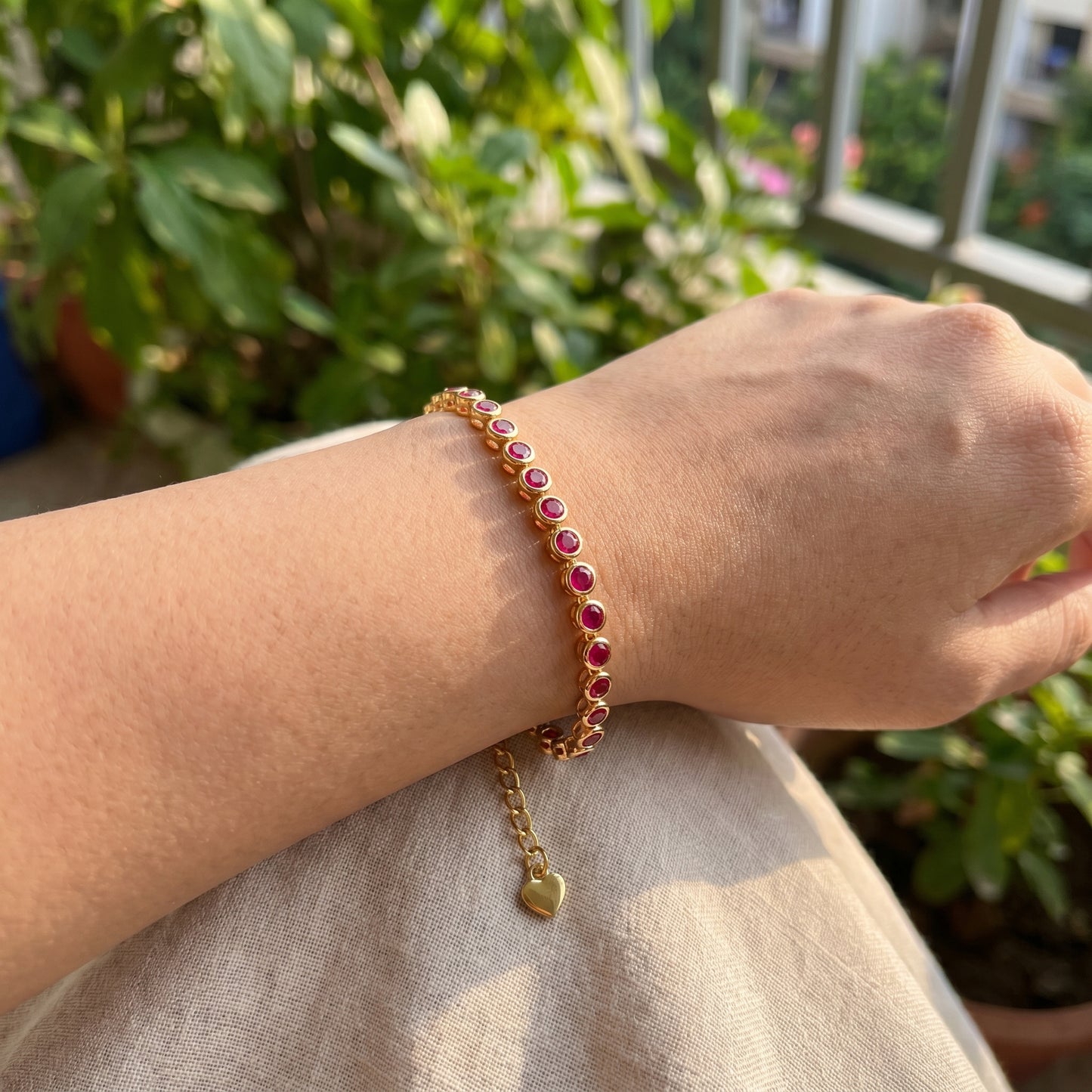 Golden Heart Charm Bracelet (Free Size)