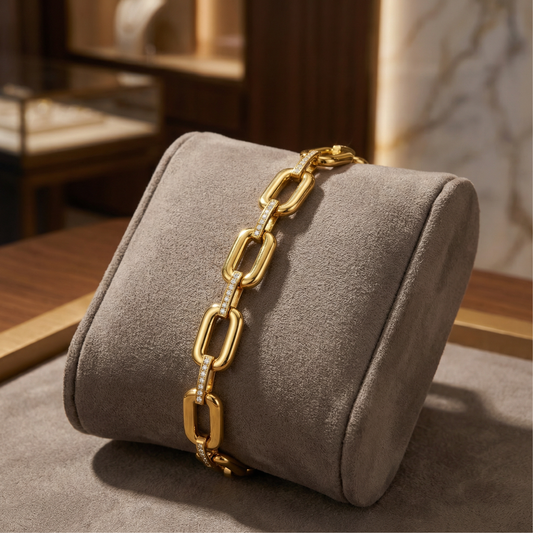 Golden Luxe Link Bracelet (Free Size)