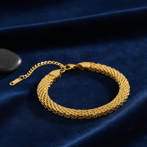 Bold Gold Chain Bracelet