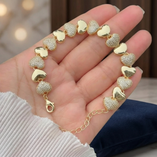 Golden Heart Heritage Bracelet (Free Size)
