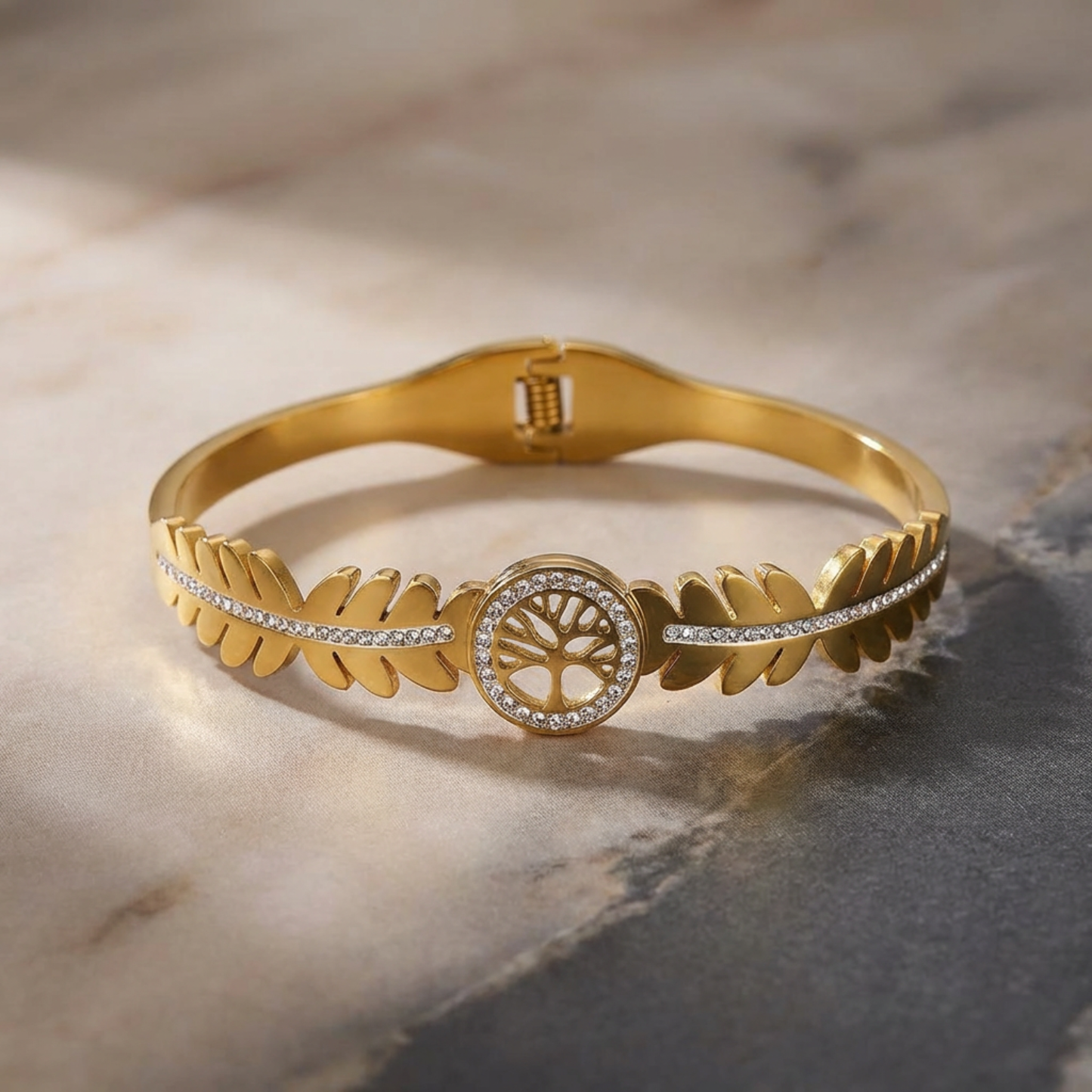 Golden Clover Leaf Bangle (Free Size)