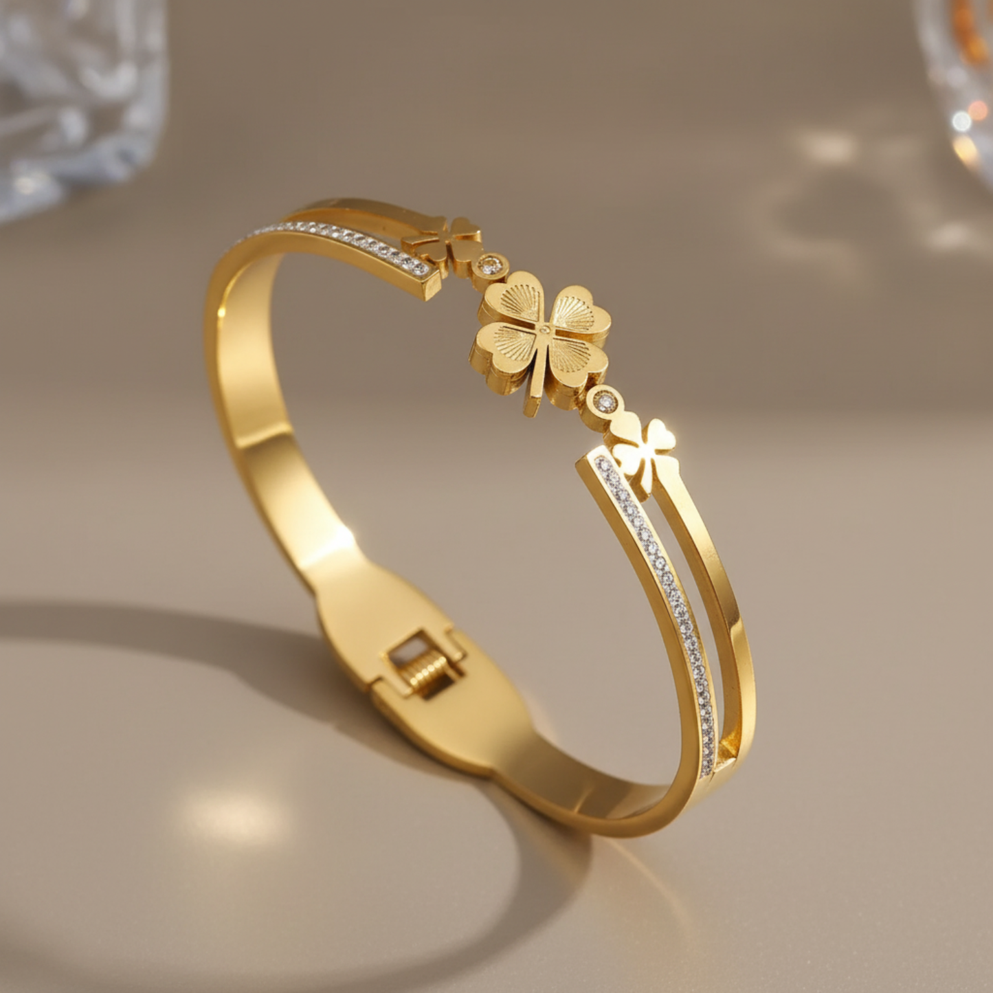 Golden Clover Charm Bangle (Free Size)