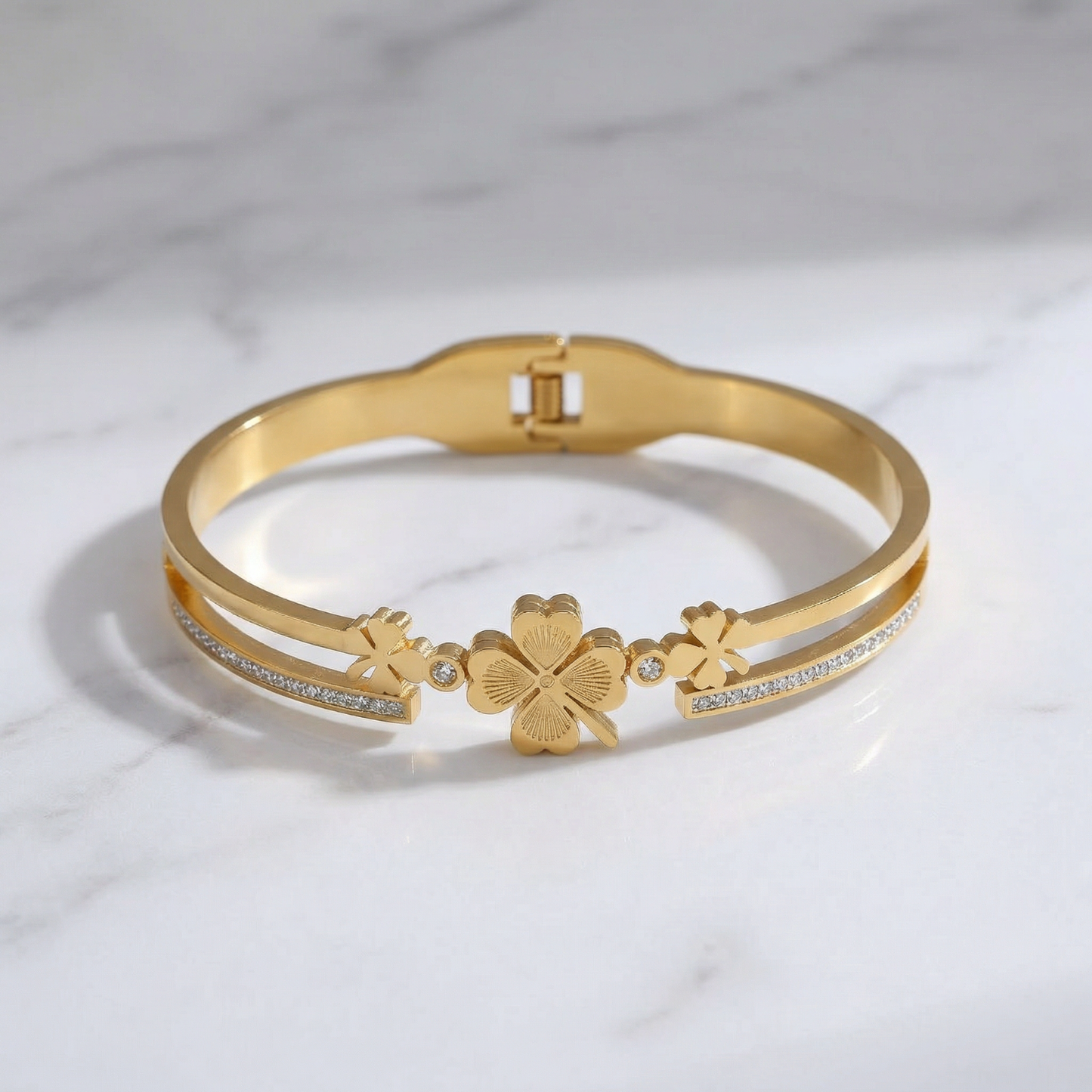 Golden Clover Charm Bangle (Free Size)
