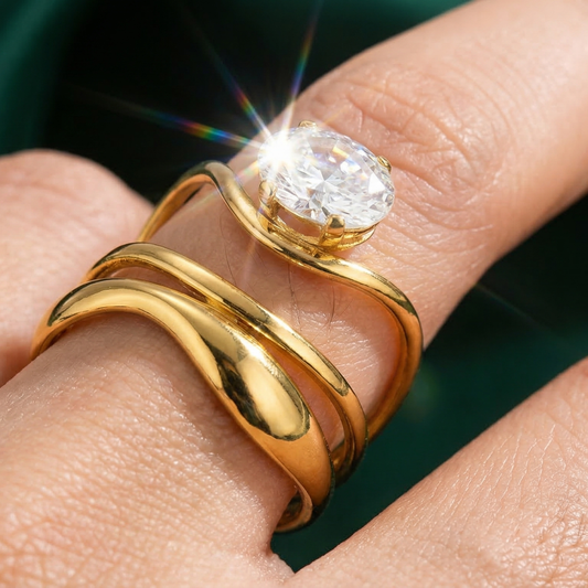 Golden Luxe Starlight Ring (Free Size)