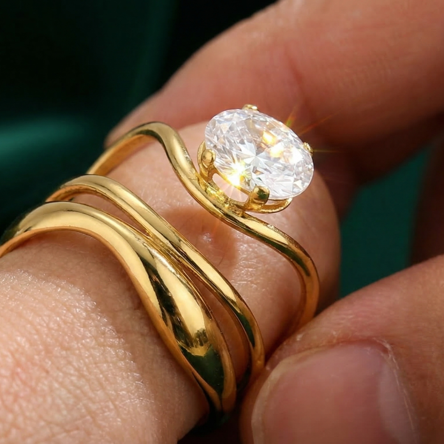 Golden Luxe Starlight Ring (Free Size)
