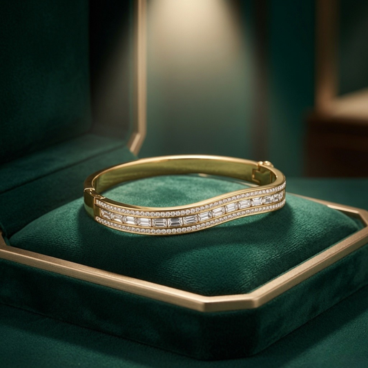 Luxe Diamond Line Bangle (Free Size)