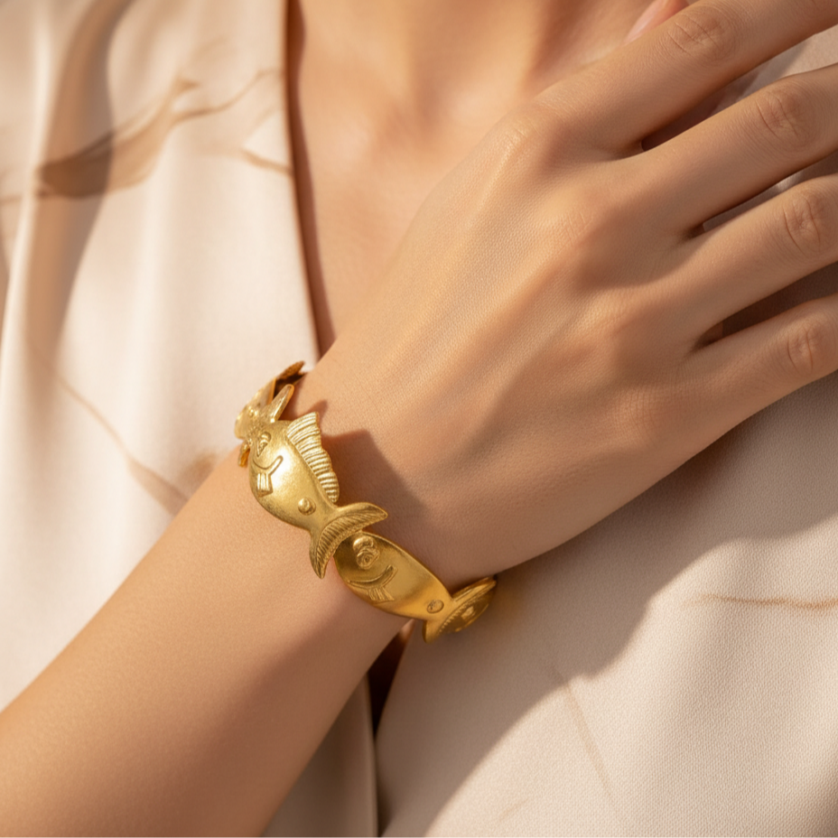Golden Fish Design Bangle