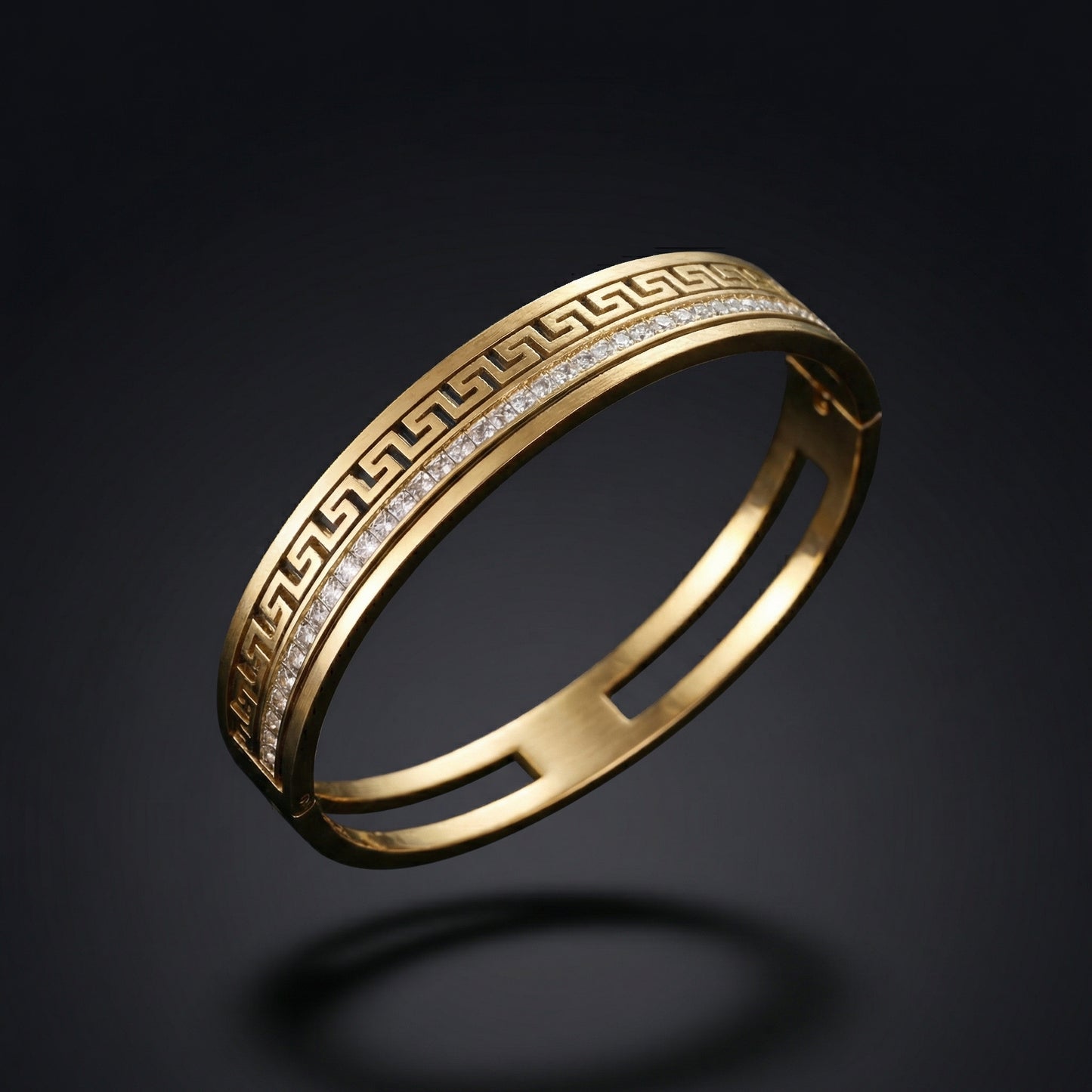 Vintage Court Gold Bangle (Free Size)