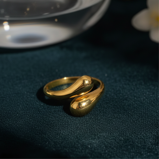 Golden Teardrop Open Ring