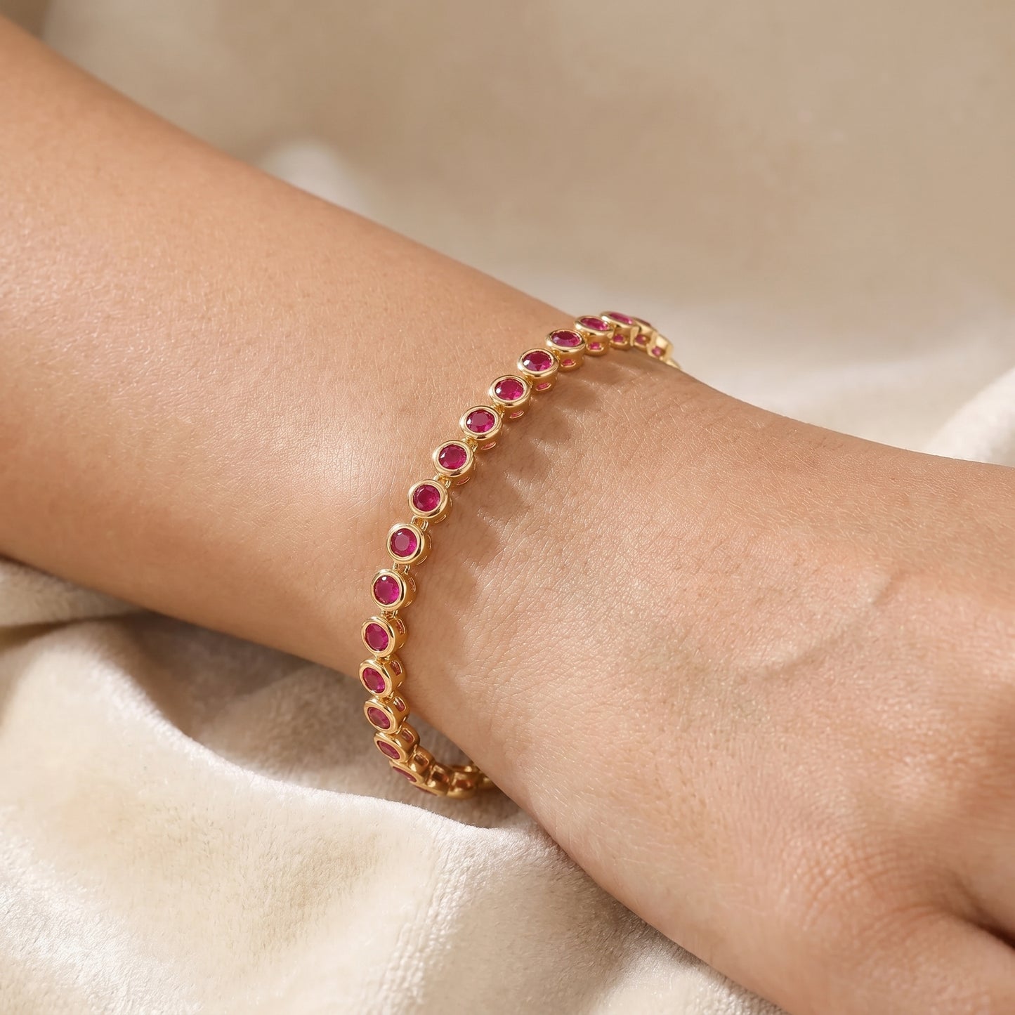 Golden Heart Charm Bracelet (Free Size)