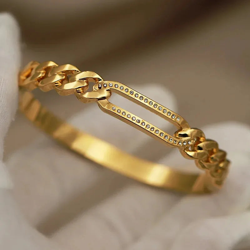 Golden Link Hollow Bangle